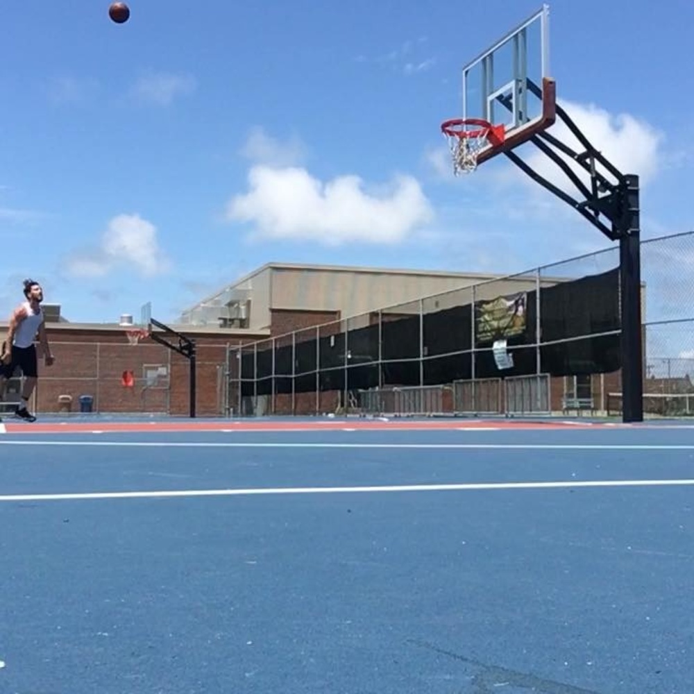 Meet your Posher, Tom